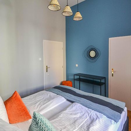 Celebration Flat By Ruterra Apartment Praha Bagian luar foto