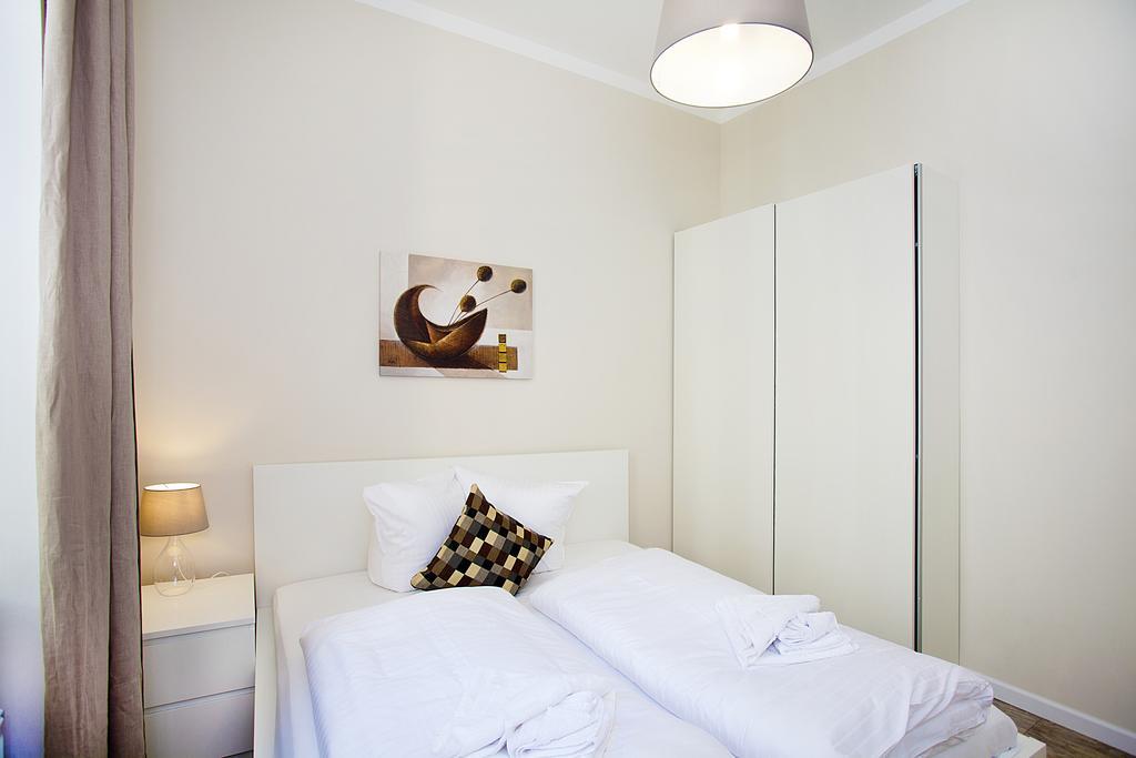 Celebration Flat By Ruterra Apartment Praha Ruang foto